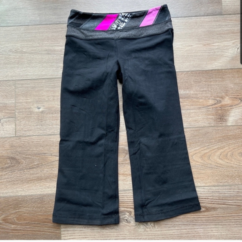 Lululemon crop pants Like new gentle use